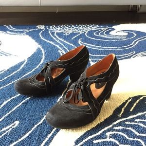 Earthies Sarenza Heels